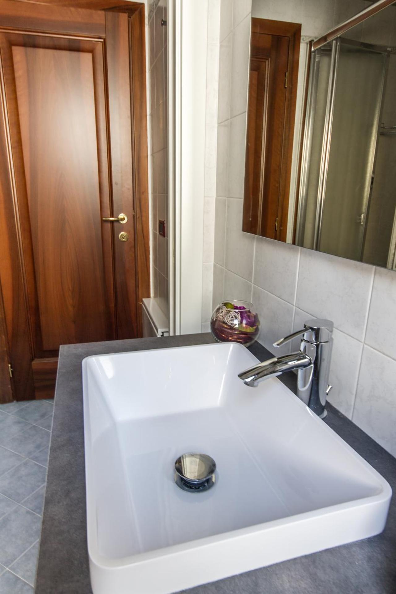 Cardinal Massaia Venice Apartment Mestre Bagian luar foto